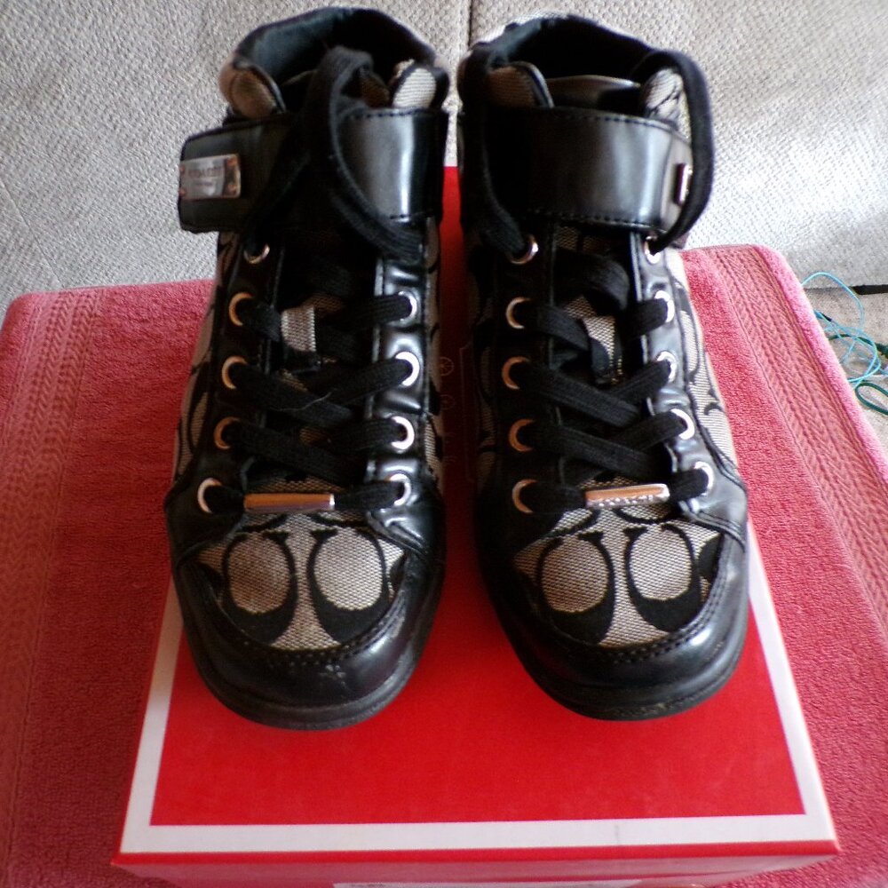 Coach tennis shoes